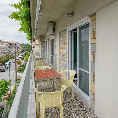 Apartament Sonnenhaus Olympiakí Aktí