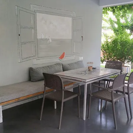 Apartament Sonnenhaus Olympiakí Aktí