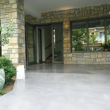 Sonnenhaus Olympiakí Aktí