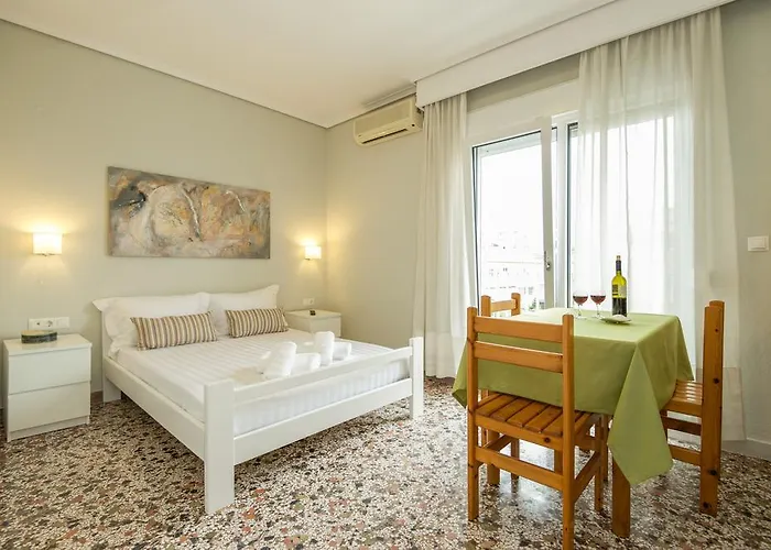 Sonnenhaus Olympiakí Aktí